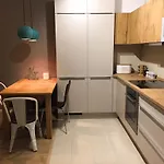 Apartment New Stylish Flat Near Old Town