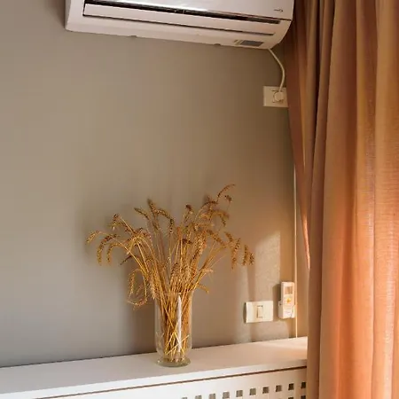 New Stylish Flat Near Old Town *