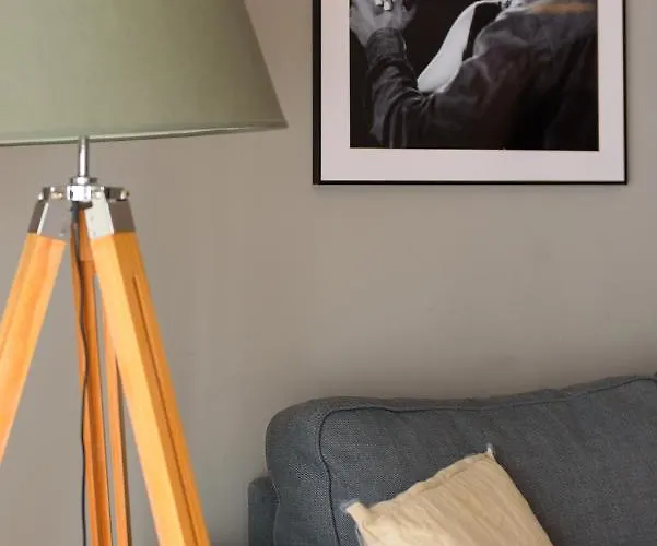 Апартаменты New Stylish Flat Near Old Town *