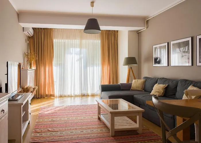 New Stylish Flat Near Old Town * 布加勒斯特