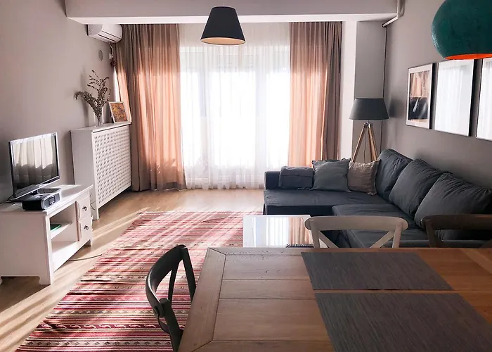 아파트 New Stylish Flat Near Old Town