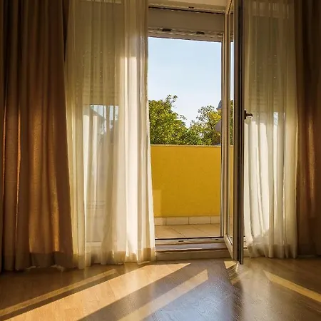 New Stylish Flat Near Old Town Appartement Boekarest
