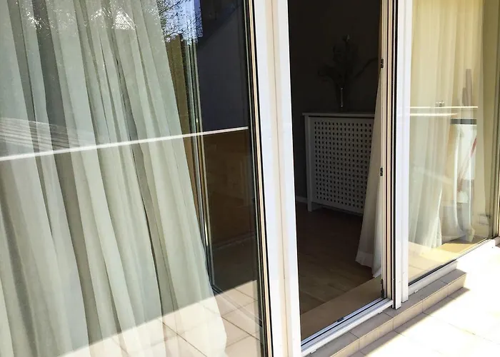 New Stylish Flat Near Old Town *