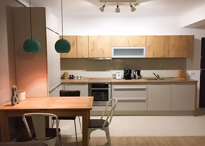 Apartmán New Stylish Flat Near Old Town